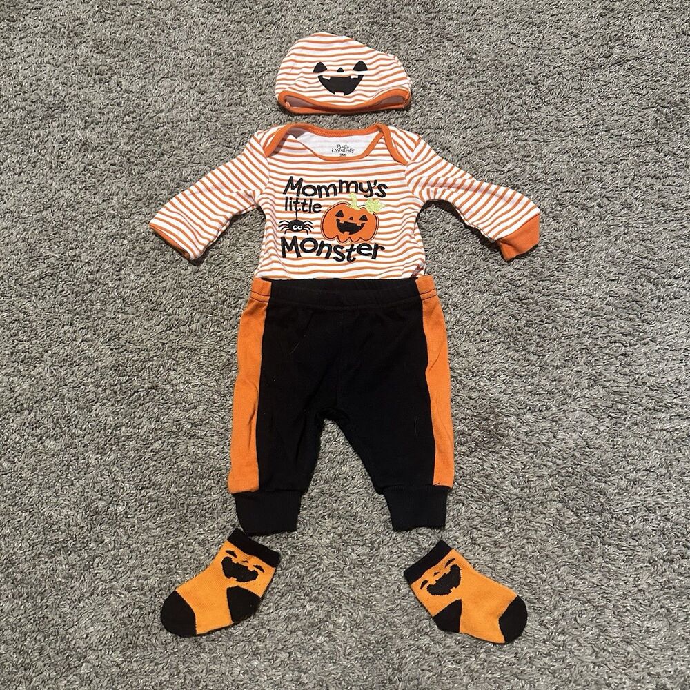 Mommy's Little Monster - 3 Month Outfit - Hat, Shirt, Pants, Socks - Halloween